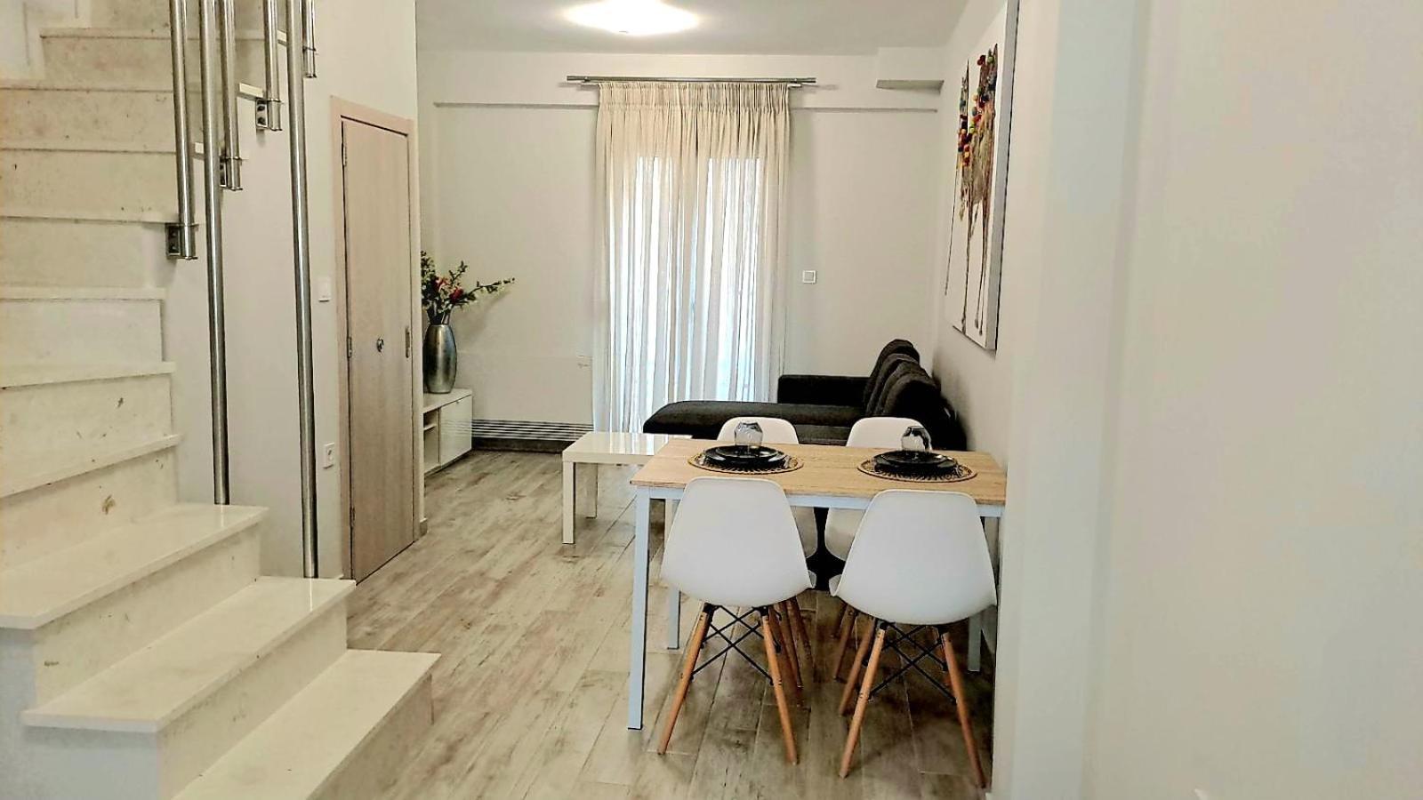 Comfy And Stylish Apt2 이오아니아 외부 사진